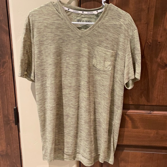 Mens GUESS v neck t shirt